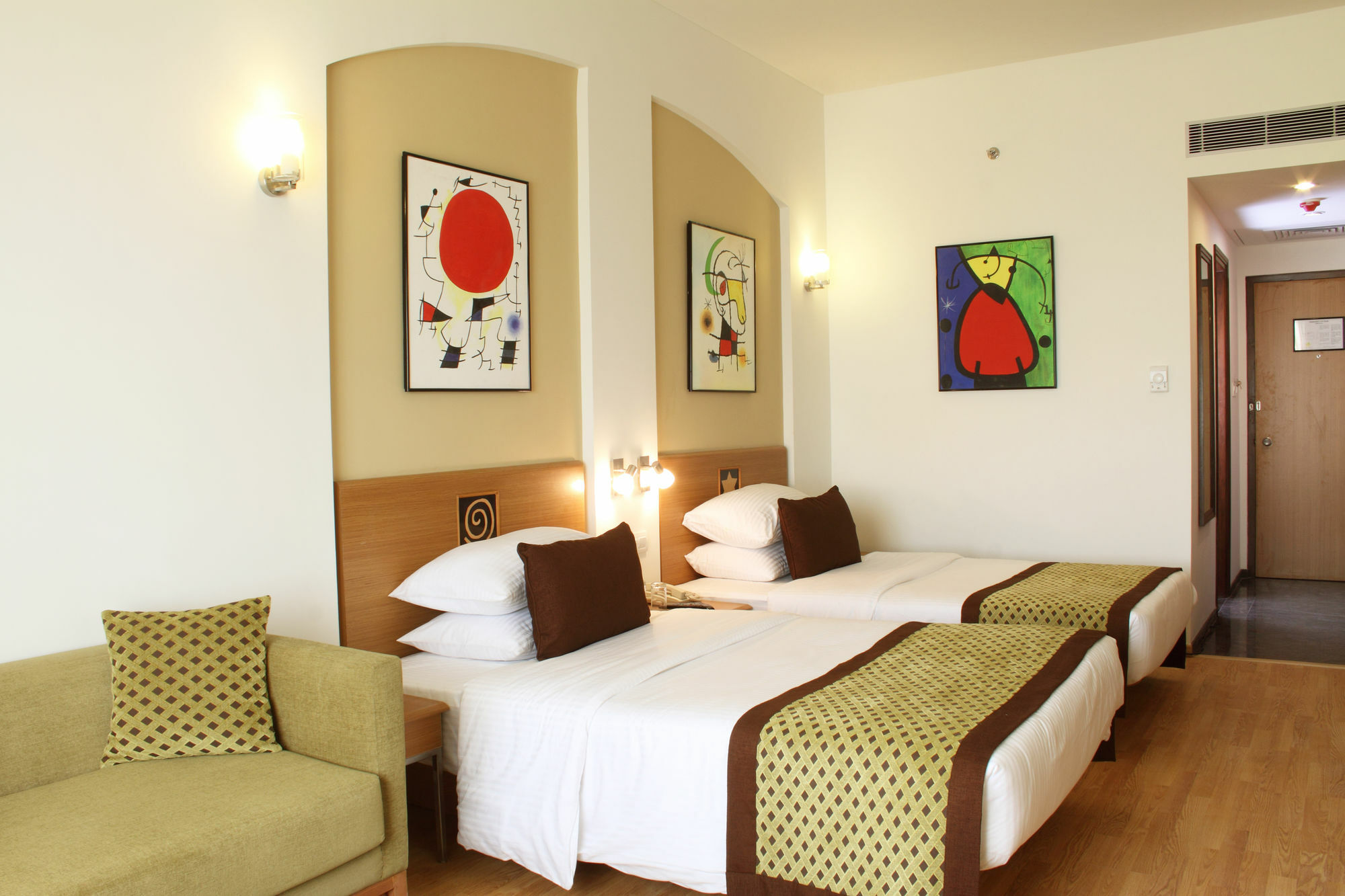 Lemon Tree Hotel Electronics City Bangalore Kamer foto